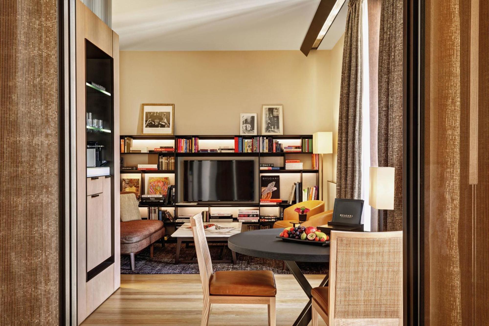 Bvlgari Hotel Milano Екстериор снимка